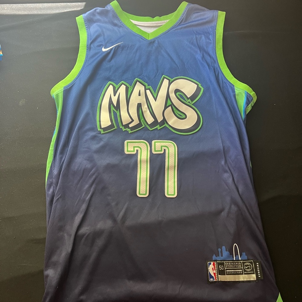 Luka Doncic Mavericks Jersey ✅